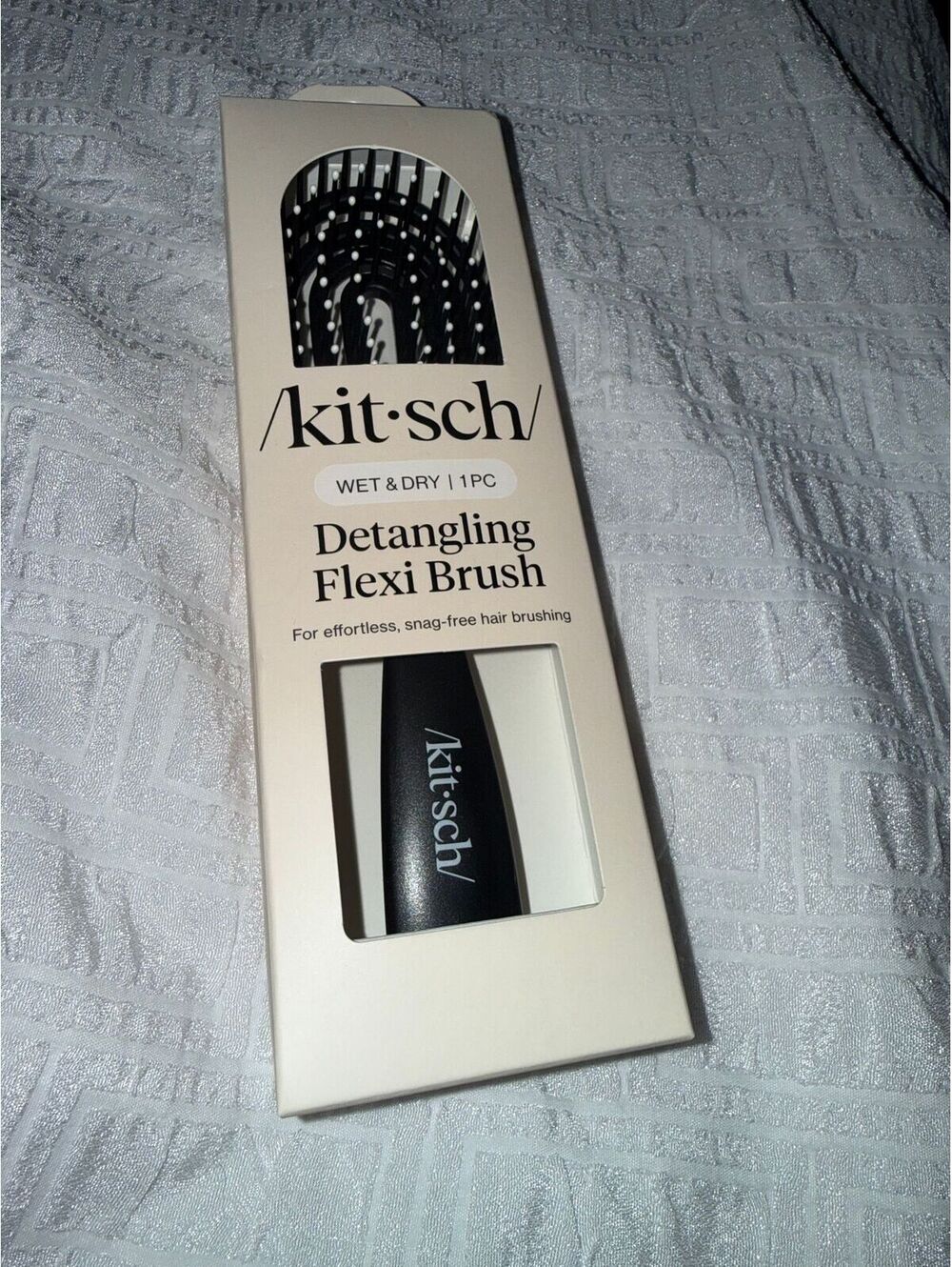 Kitsch Wet & Dry 1 Pc Detangling Flexi Brush  NEW in package (msrp $15)